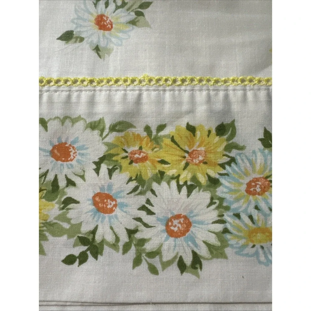 Vintage Morgan Jones Yellow White Daisy‎ Floral Pillowcase Standard